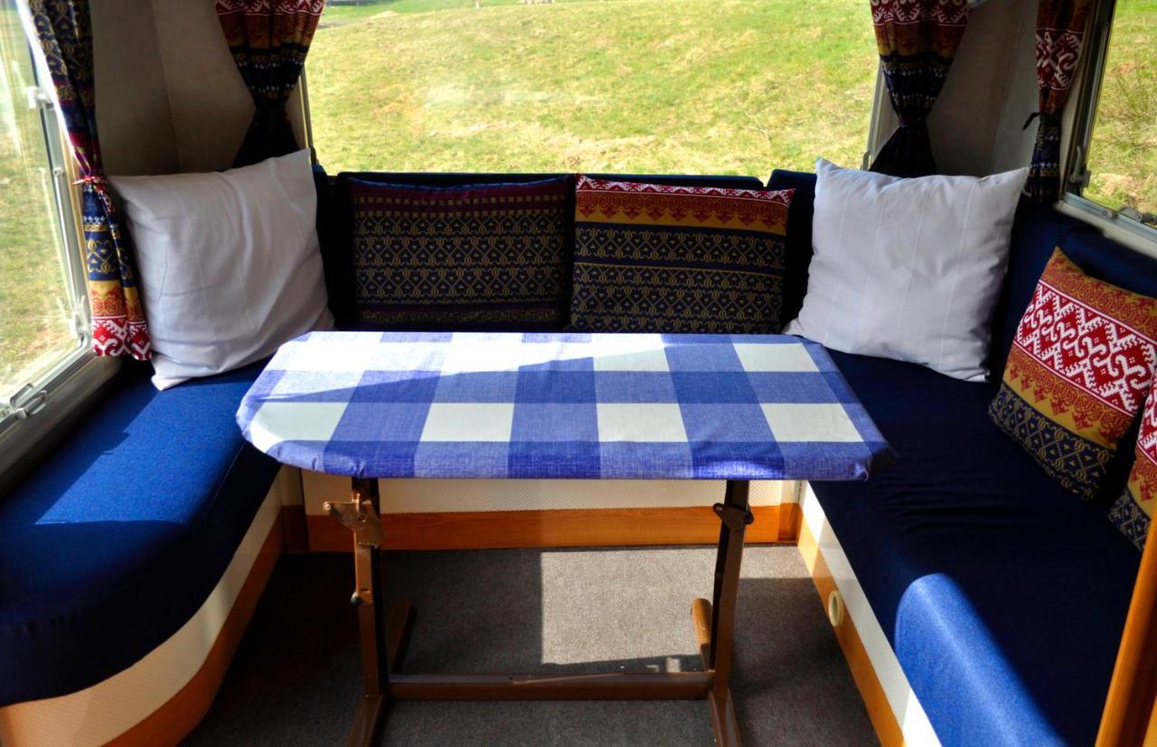 Sornac Guillerin Caravan And Glamping מראה חיצוני תמונה