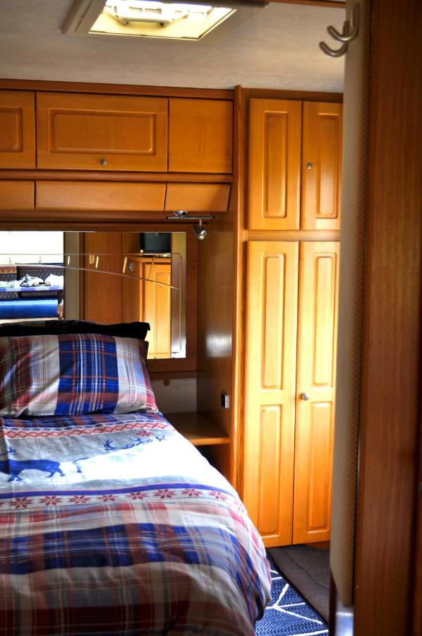 Sornac Guillerin Caravan And Glamping מראה חיצוני תמונה