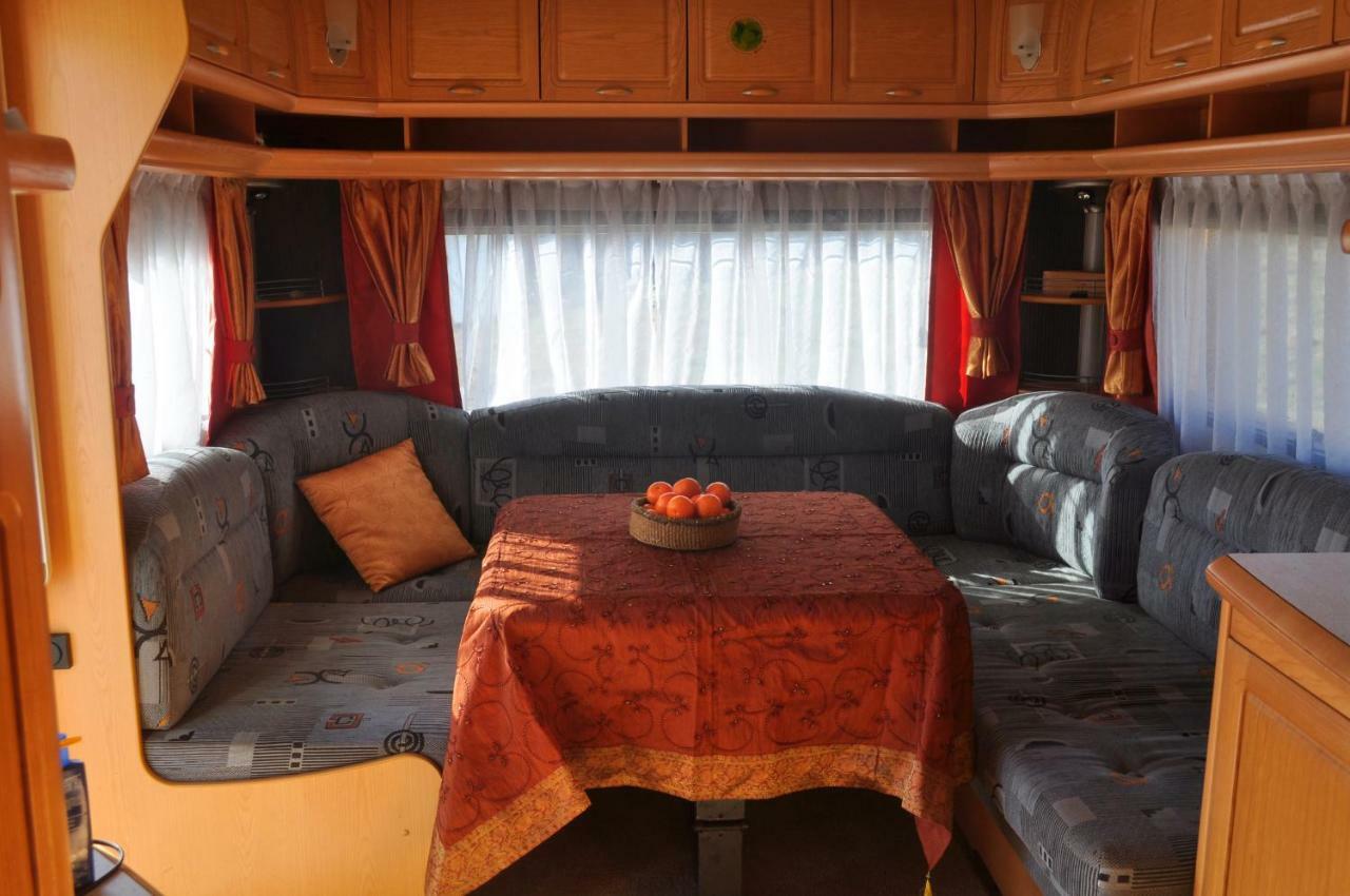 Sornac Guillerin Caravan And Glamping מראה חיצוני תמונה